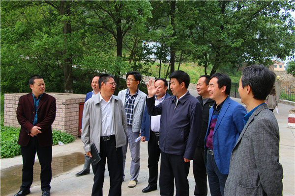 校党委书记宋争辉到beat365官网调研