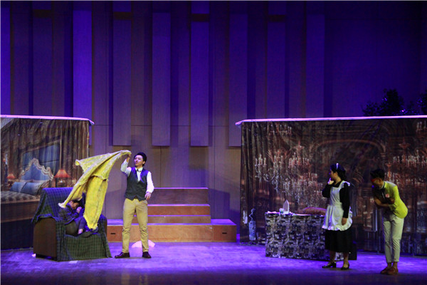 “为梦想痴狂 向经典致敬”-韩梅教授研究生毕业教学成果展演在beat365官网上演