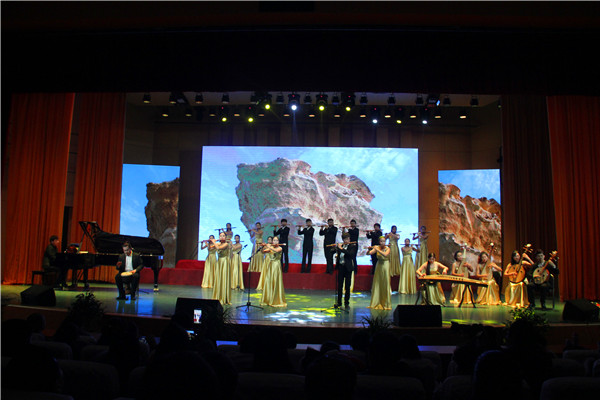 beat365官网举办２０１７年新年音乐晚会