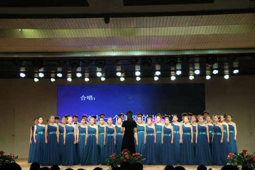 beat365官网顺利举办“我们的天空，我们的梦”漾年华迎新晚会