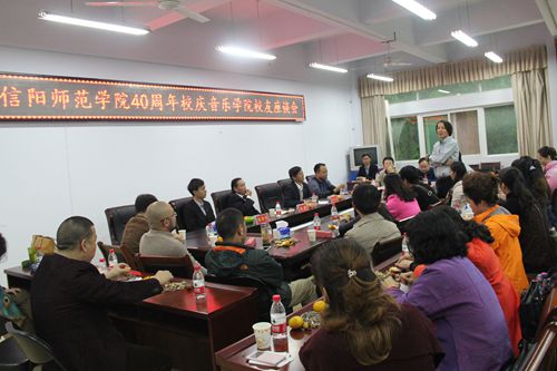 beat365官网成功举办校友座谈会