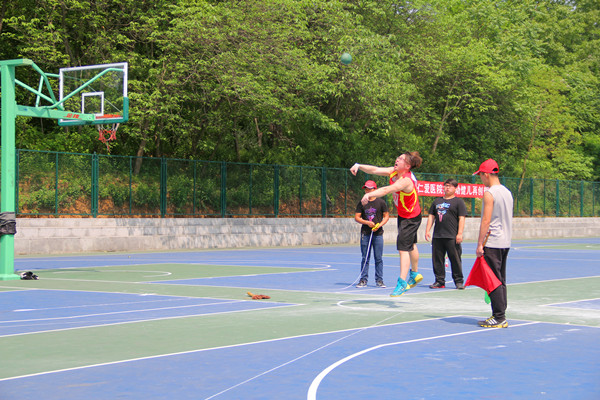 beat365官网在校第三十五届春季运动会中获佳绩