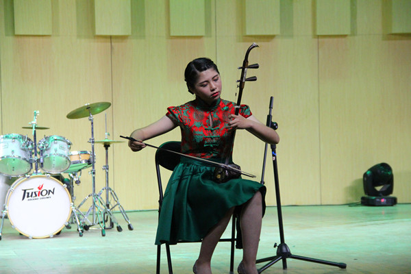 beat365官网“音乐之声”协会举办器乐大赛