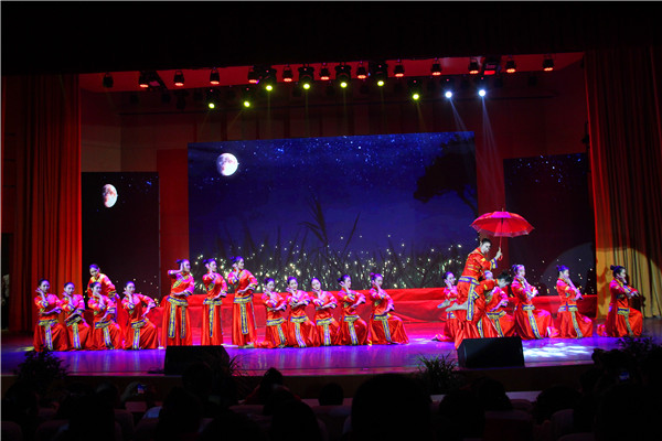 beat365官网举办２０１７年新年音乐晚会