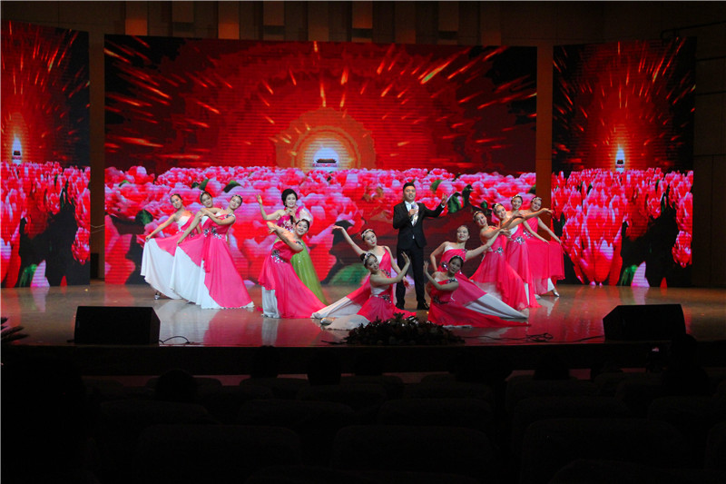 beat365官网举办学生会欢送毕业生文艺晚会